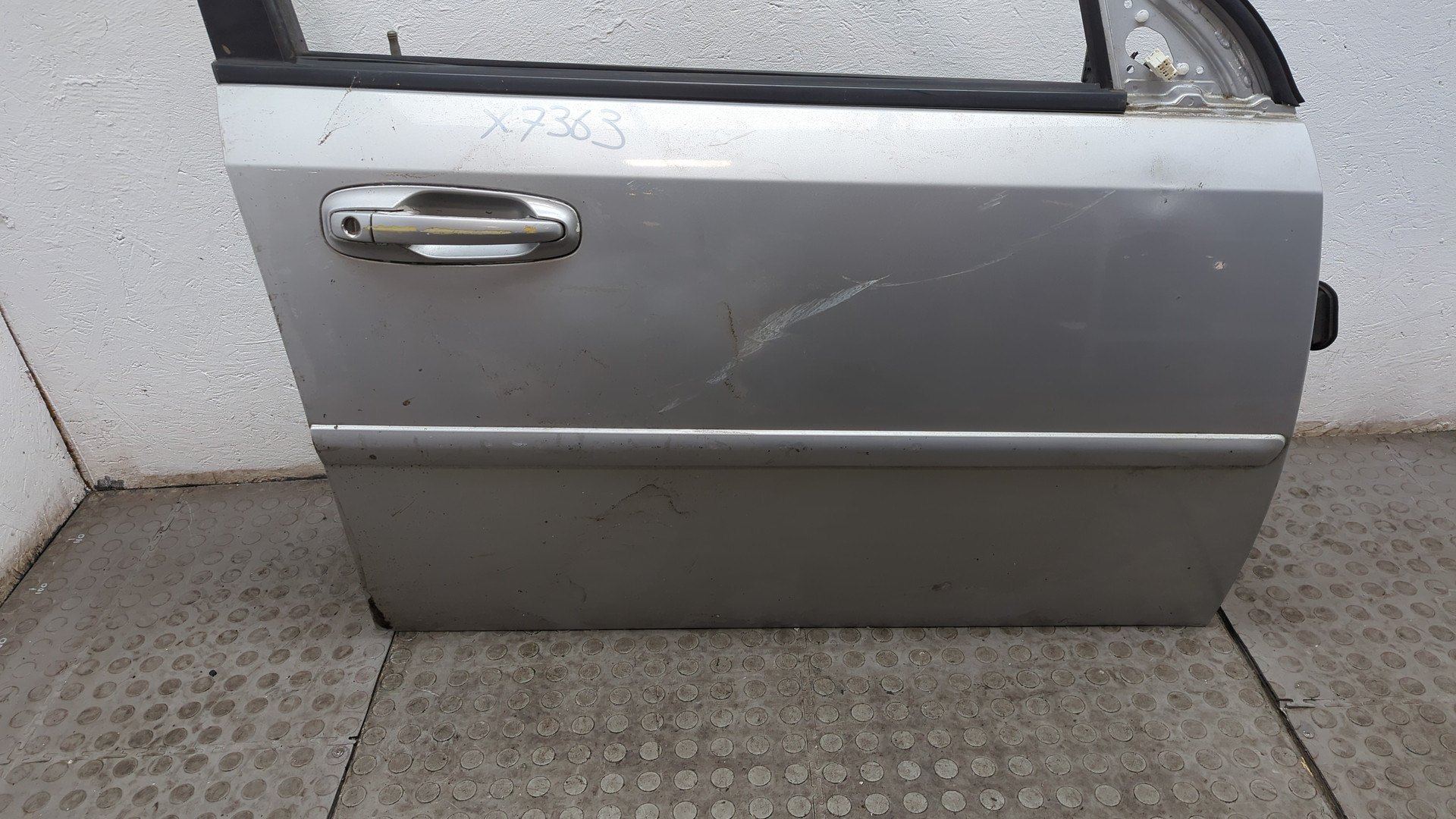 Дверь передняя правая