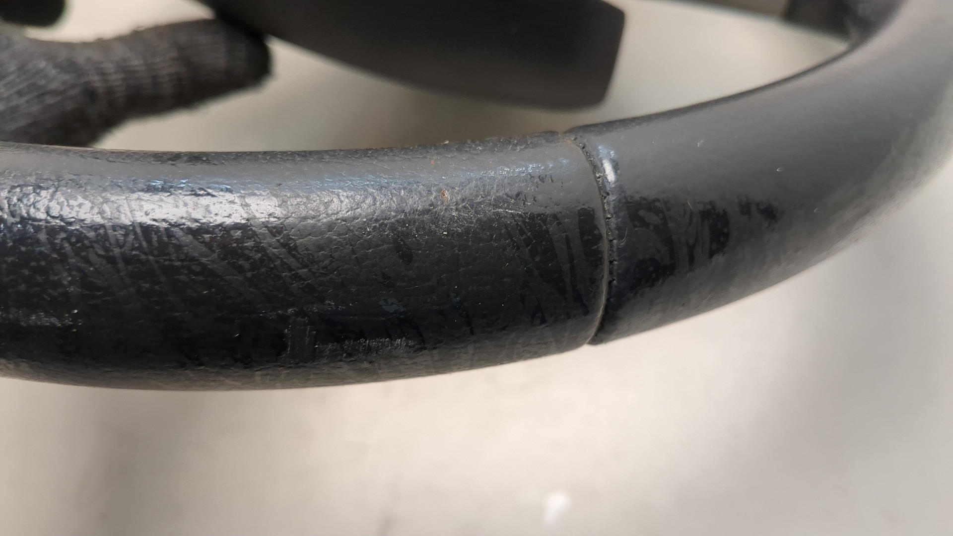 Рулевое колесо (руль)