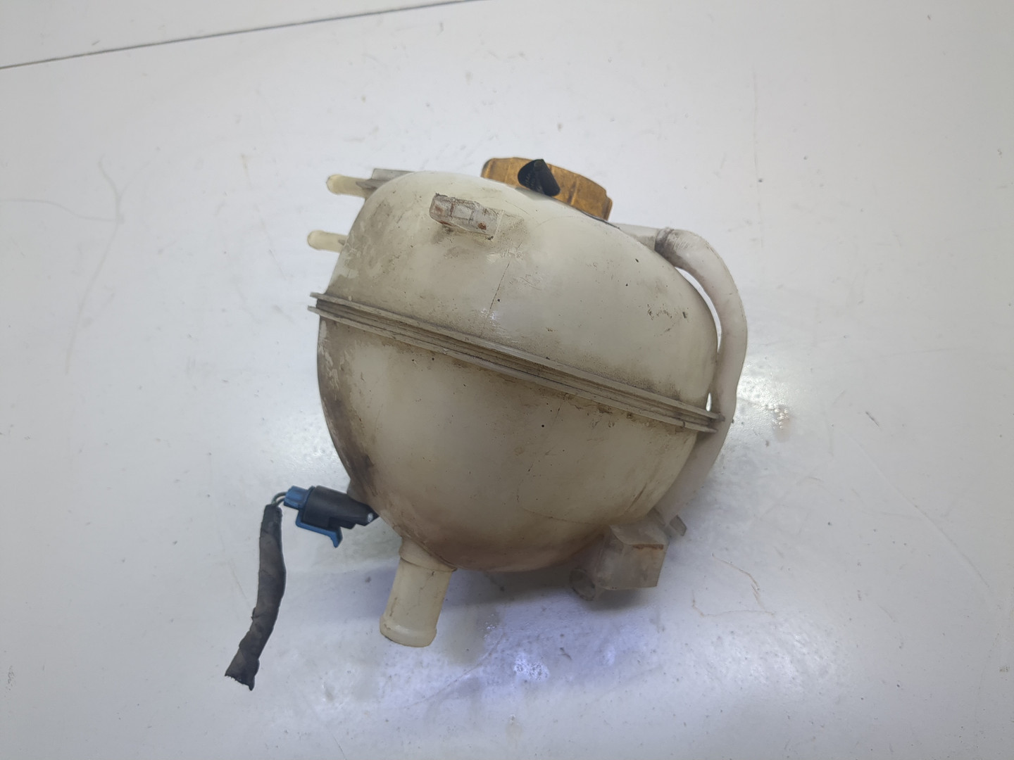 Бачок расширительный