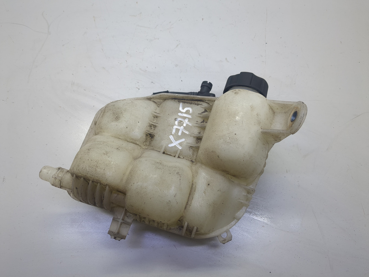 Бачок расширительный