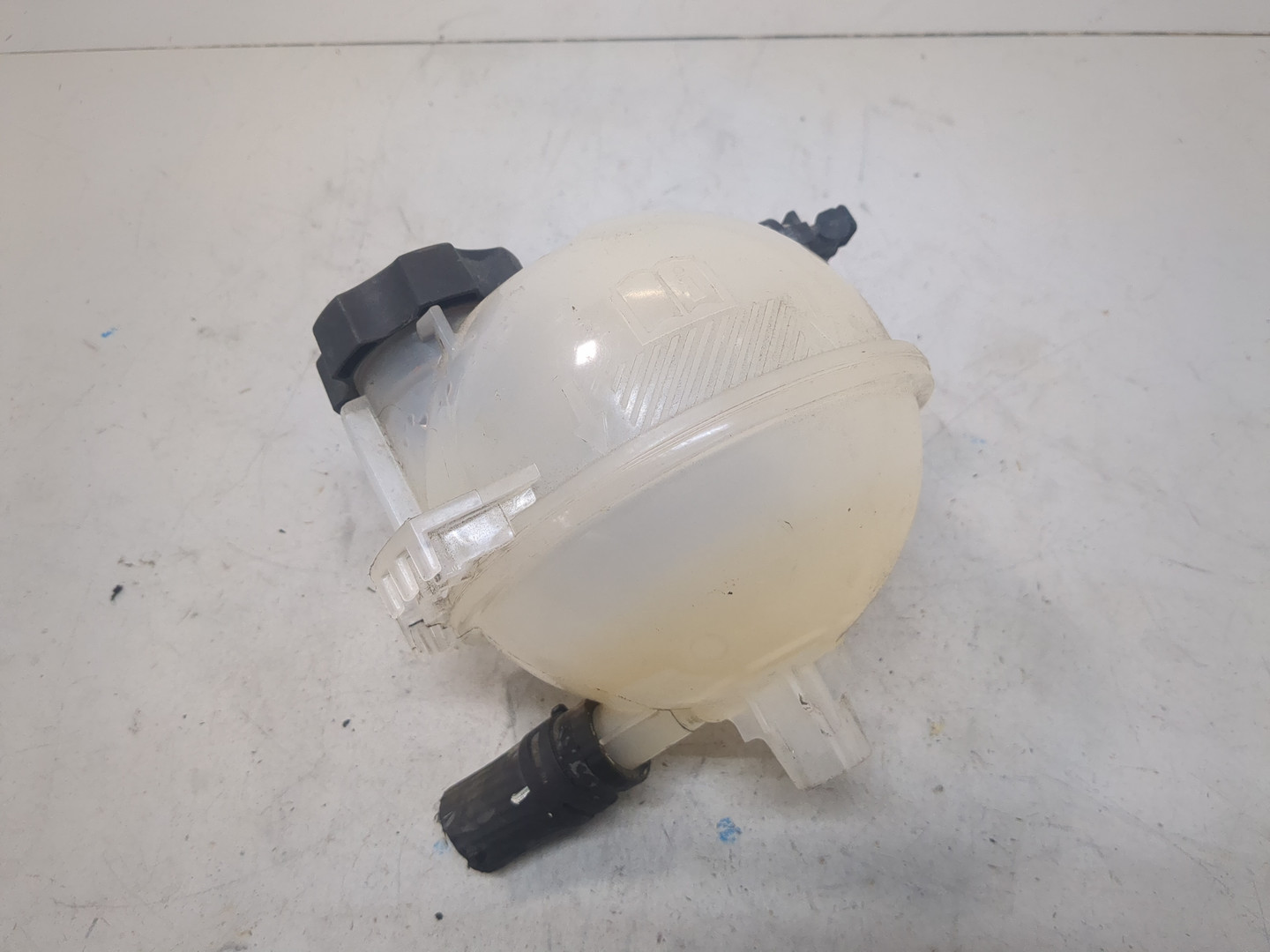 Бачок расширительный