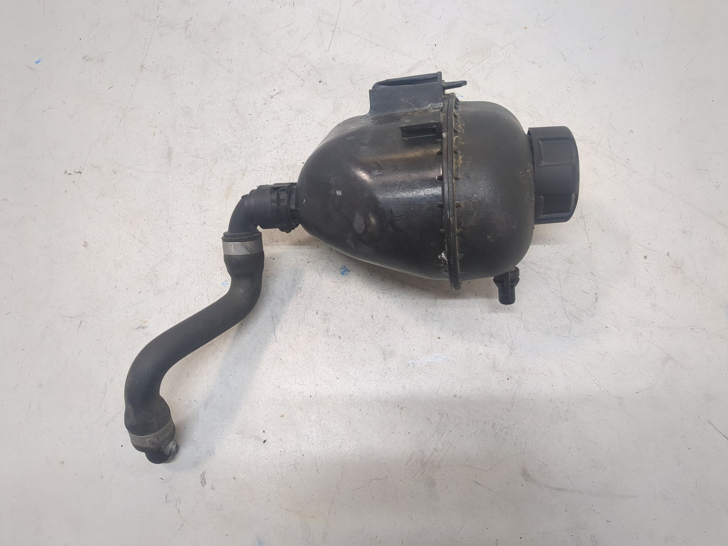 Бачок расширительный