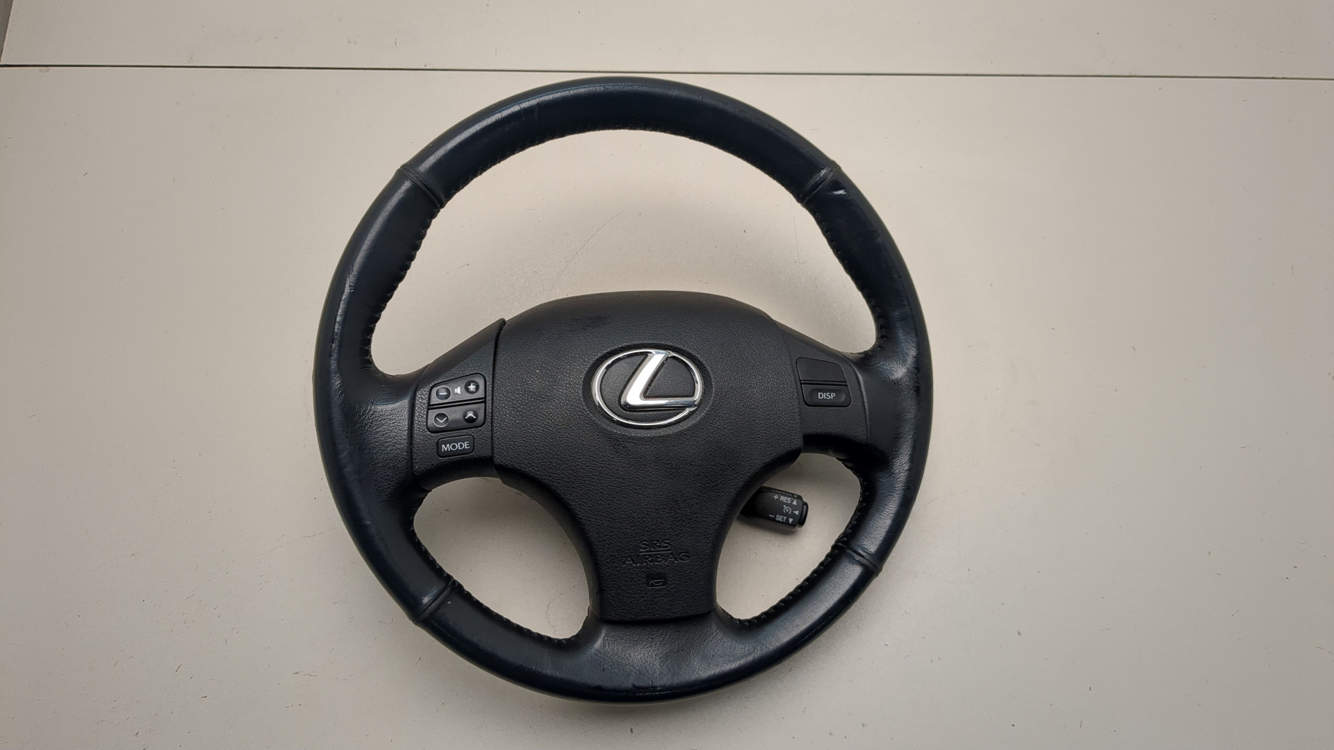 Рулевое колесо (руль)