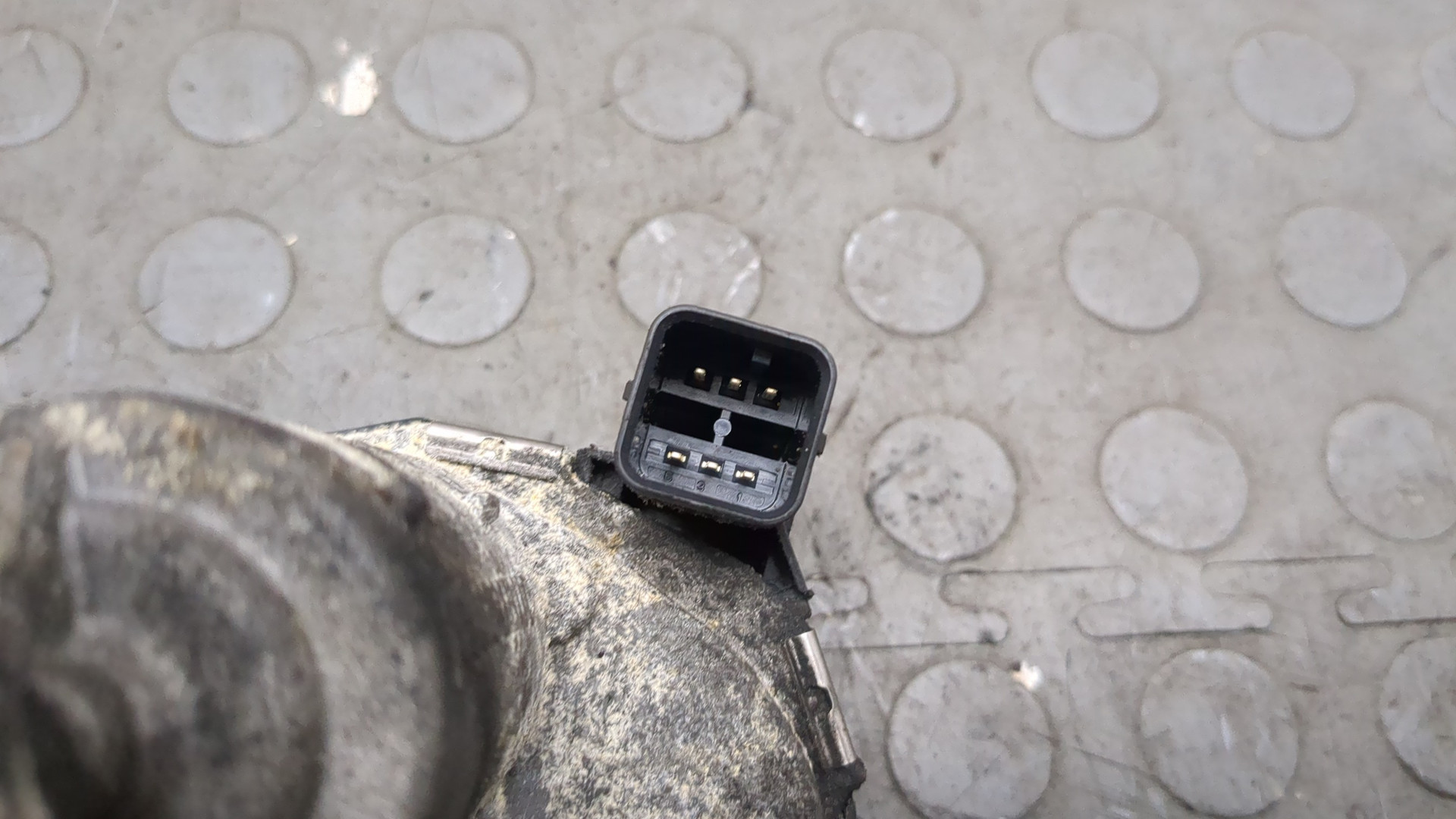 Заслонка дроссельная электрическая