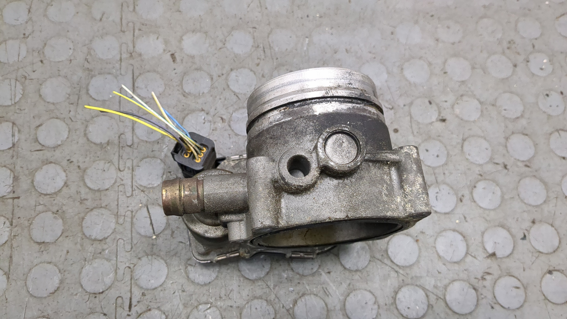 Заслонка дроссельная электрическая