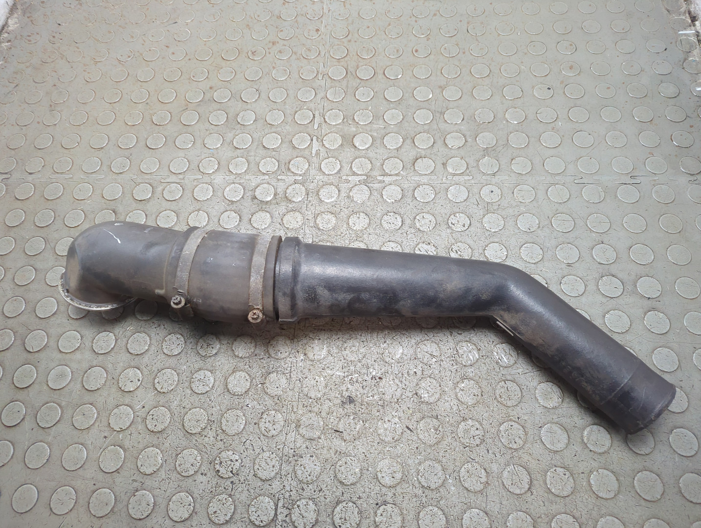 Патрубок интеркулера