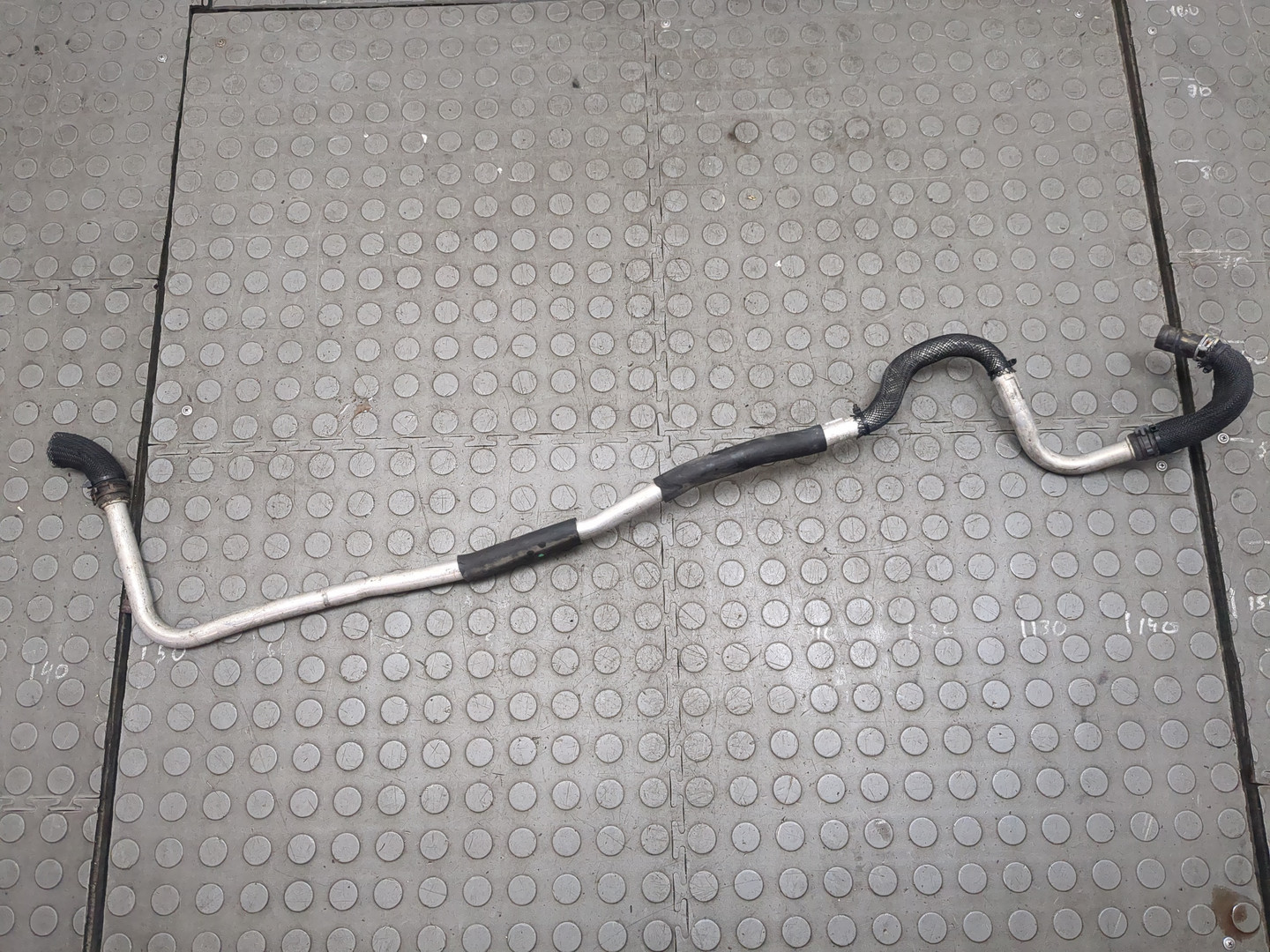 Трубка системы охлаждения