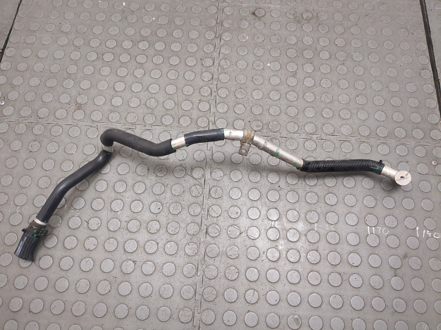 Трубка системы охлаждения