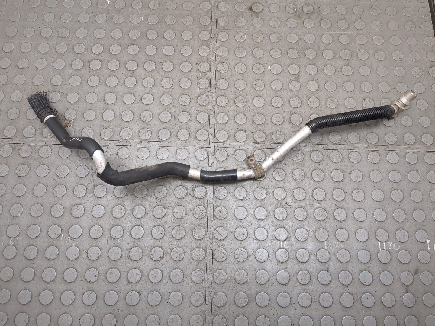 Трубка системы охлаждения