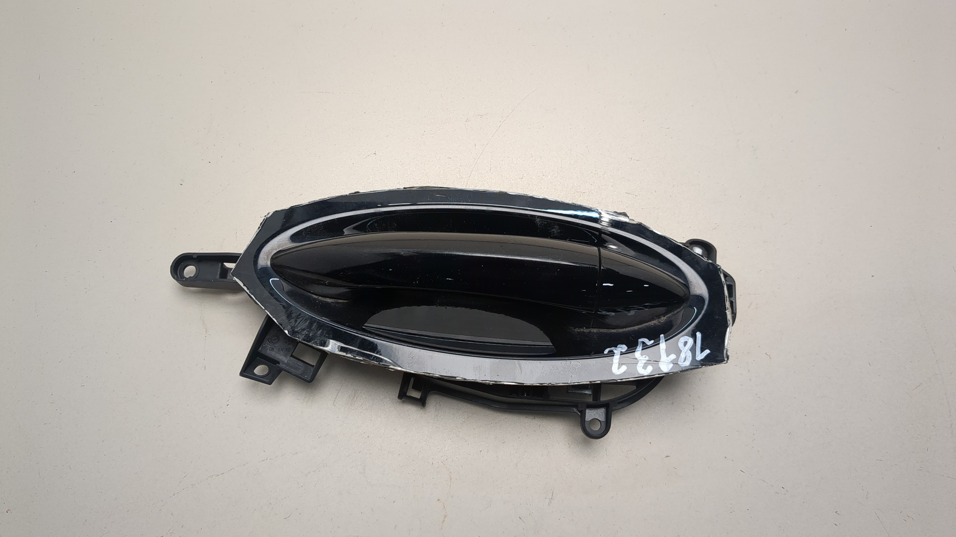 Ручка двери наружная