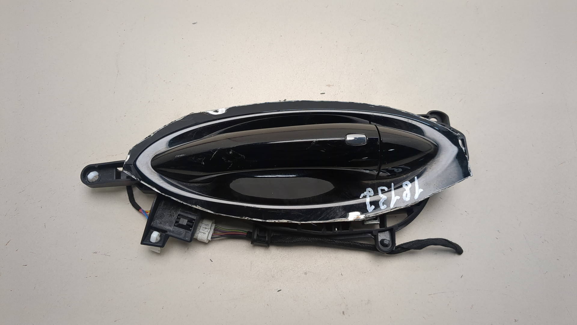 Ручка двери наружная