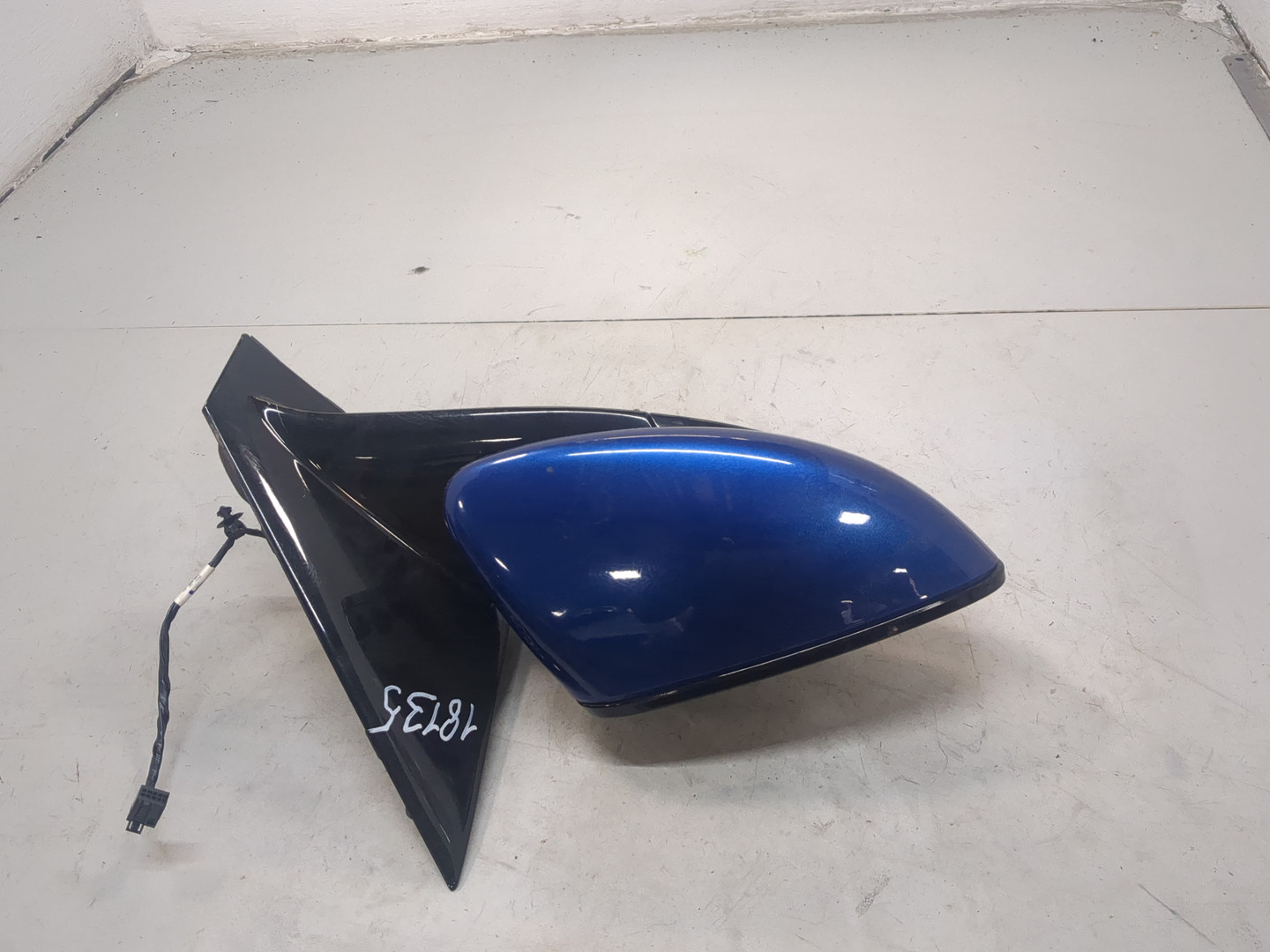 Зеркало правое электрическое