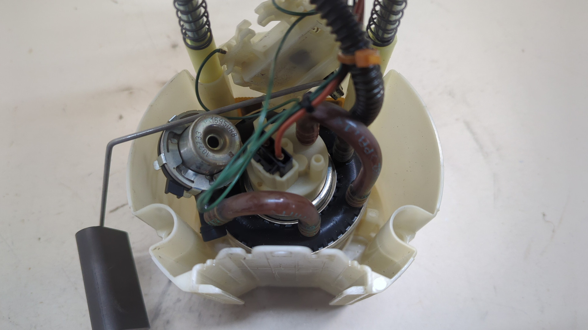 Насос топливный электрический