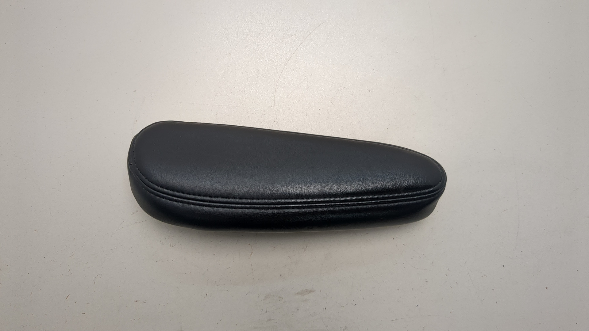 Подлокотник