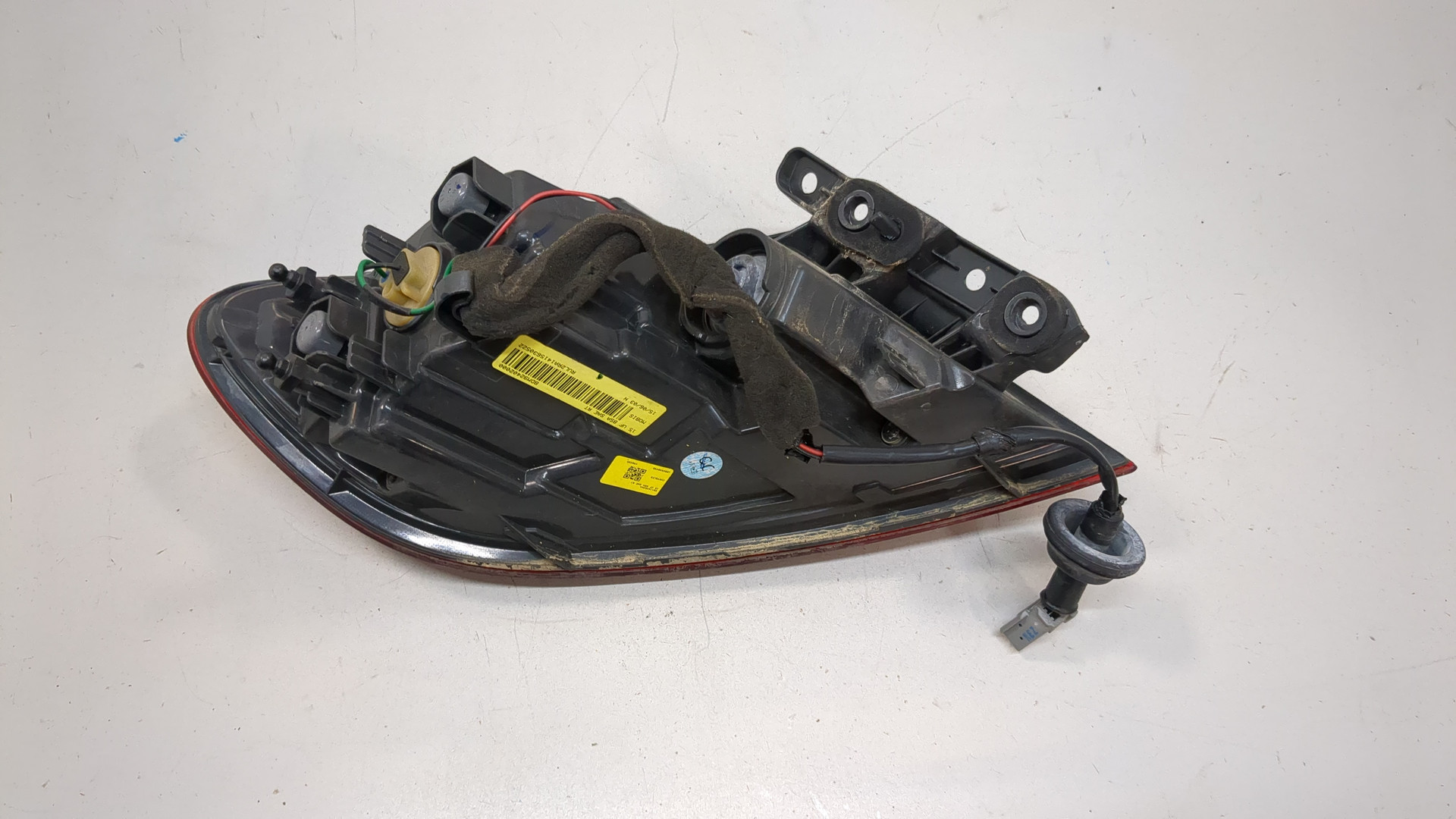 Фонарь задний правый