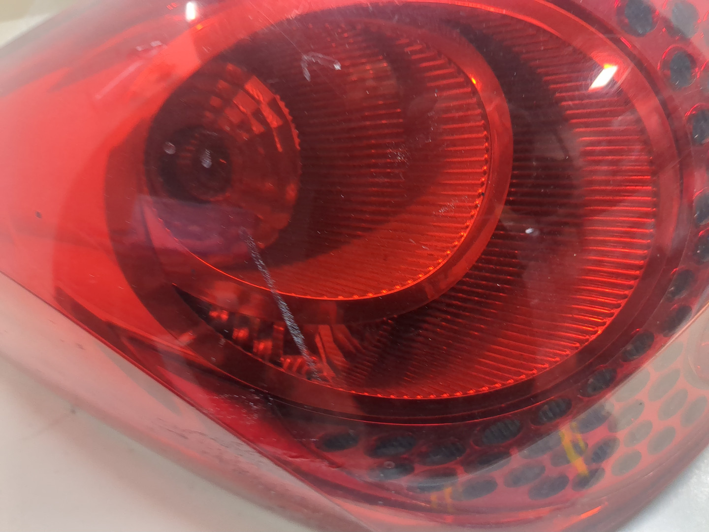 Фонарь задний левый