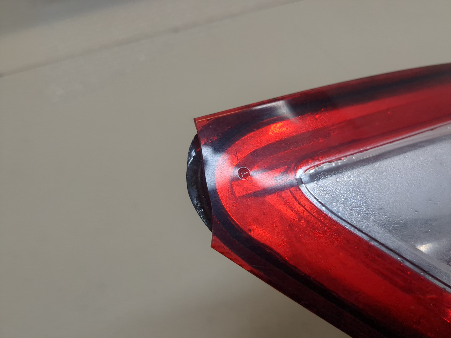 Фонарь задний левый