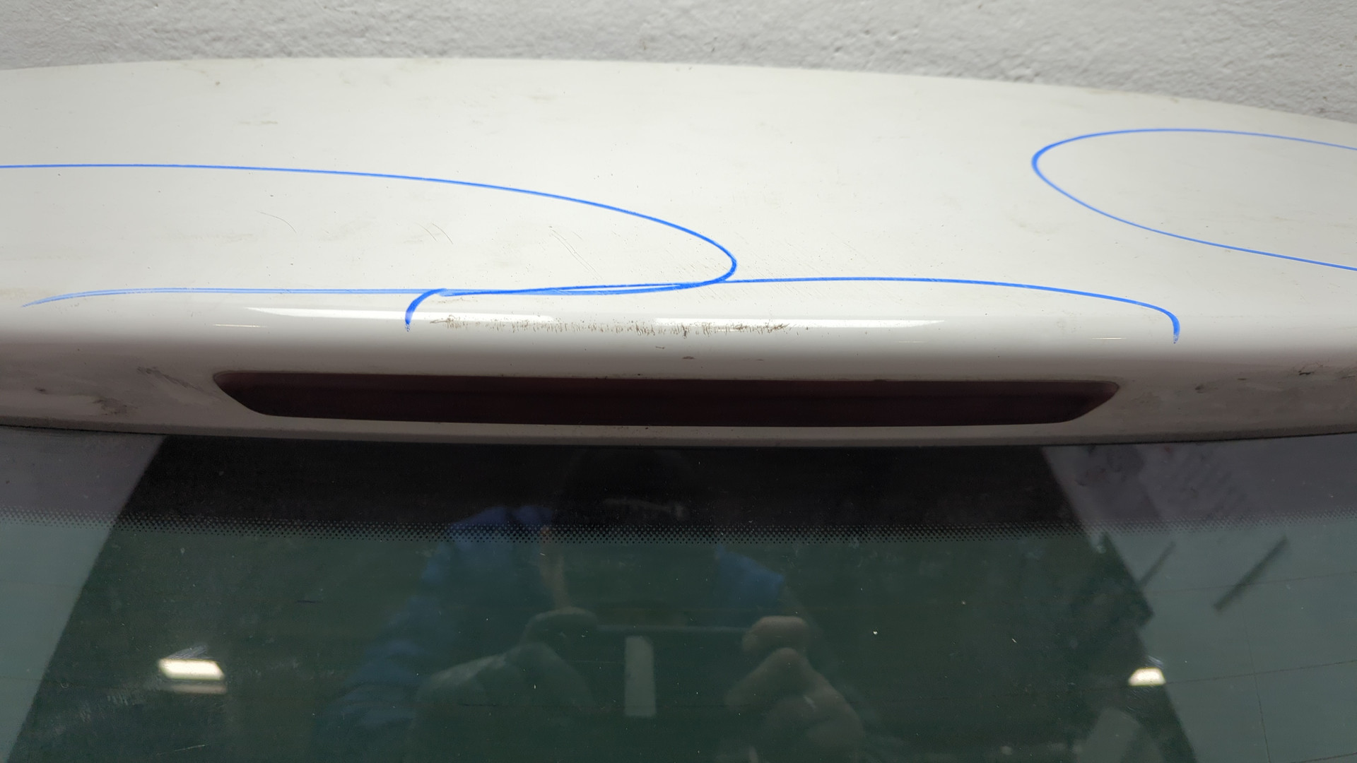 Дверь багажника