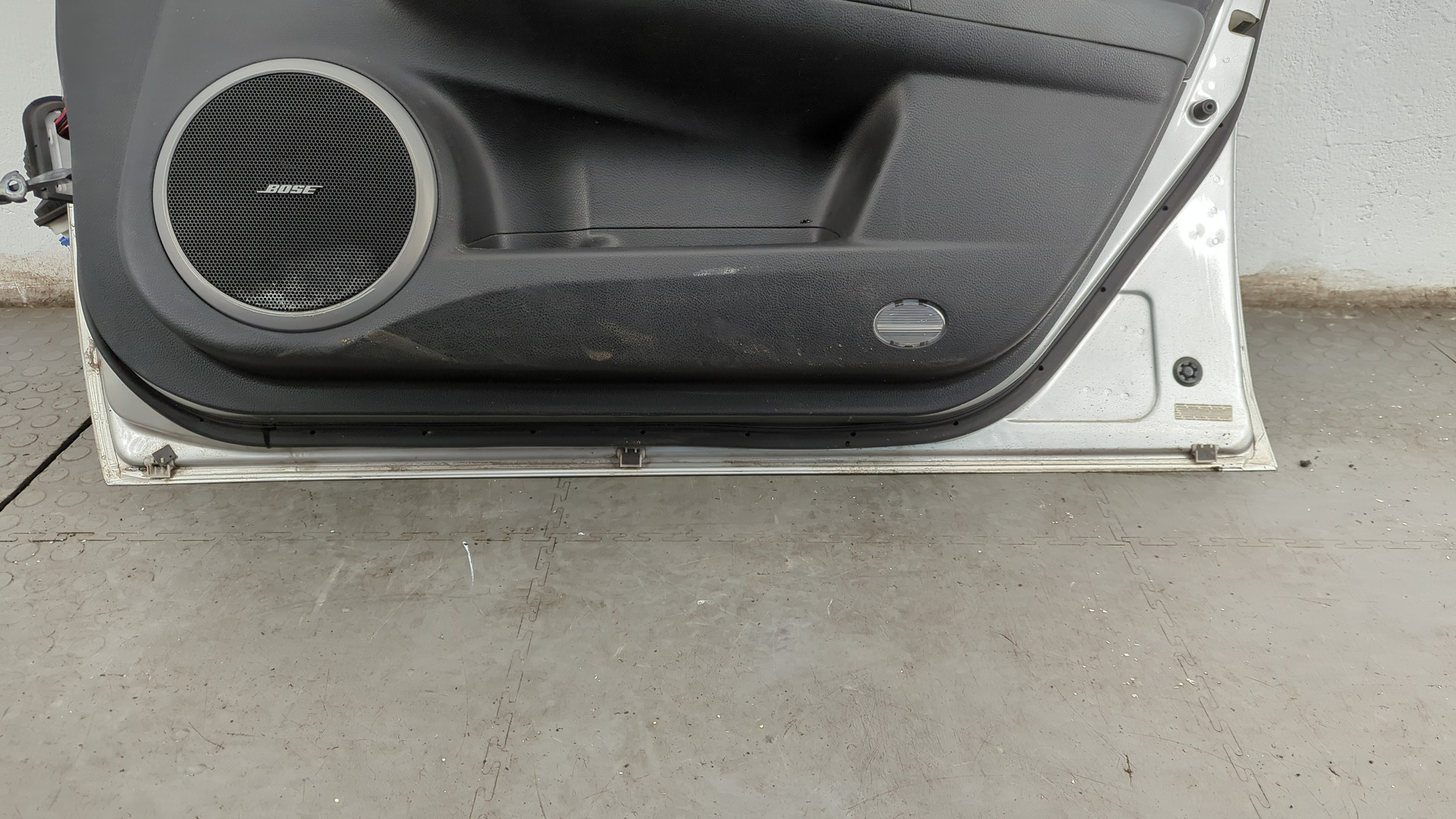 Дверь передняя правая