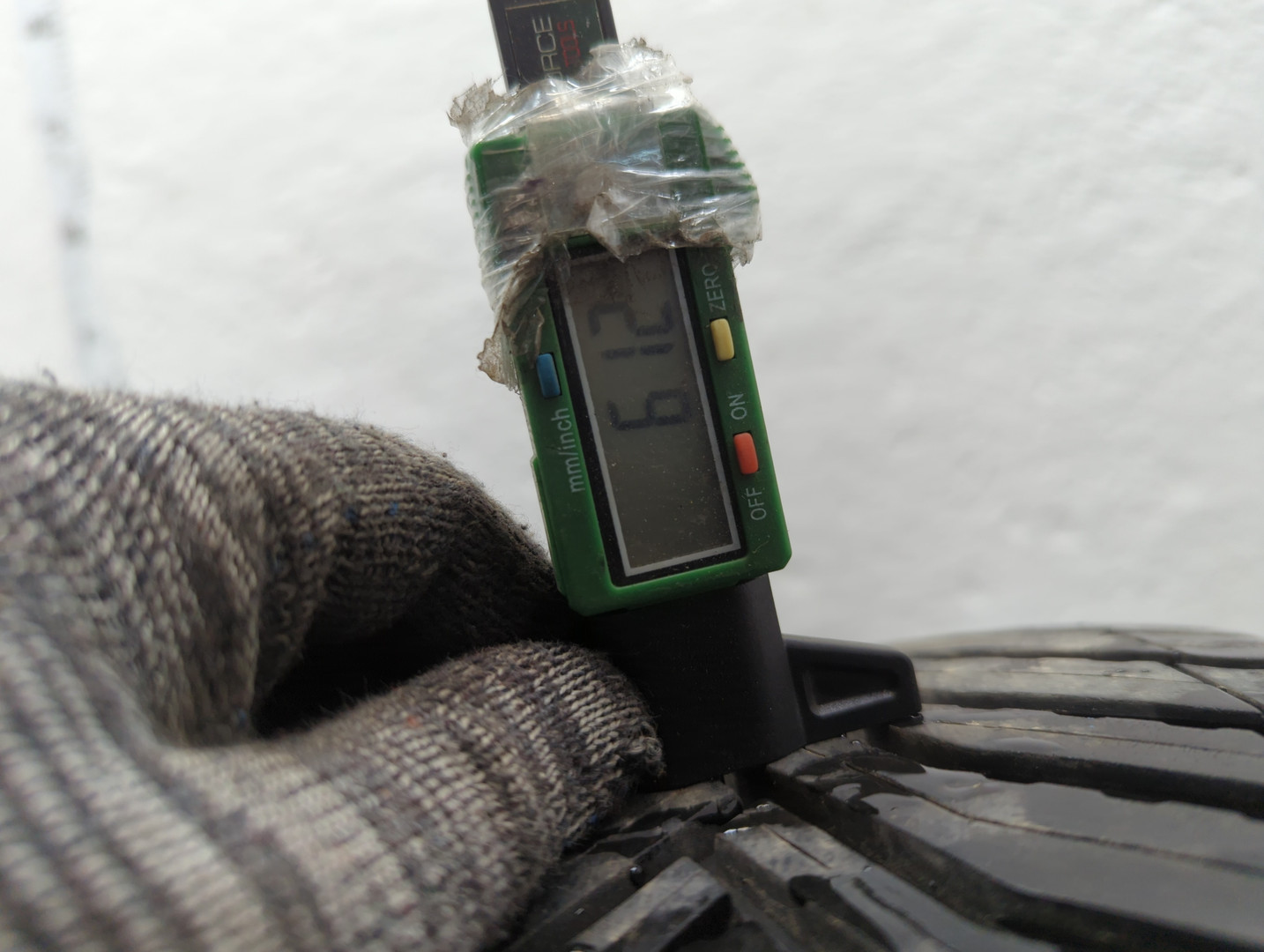 Шины комплект (4 шт.)