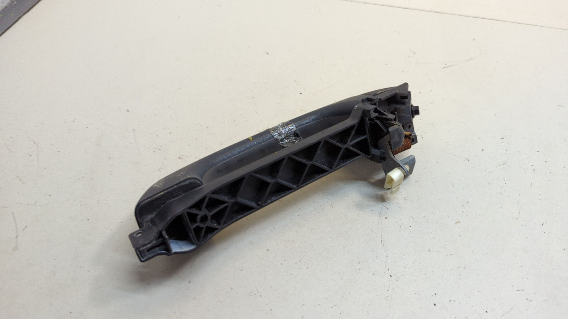 Ручка двери наружная