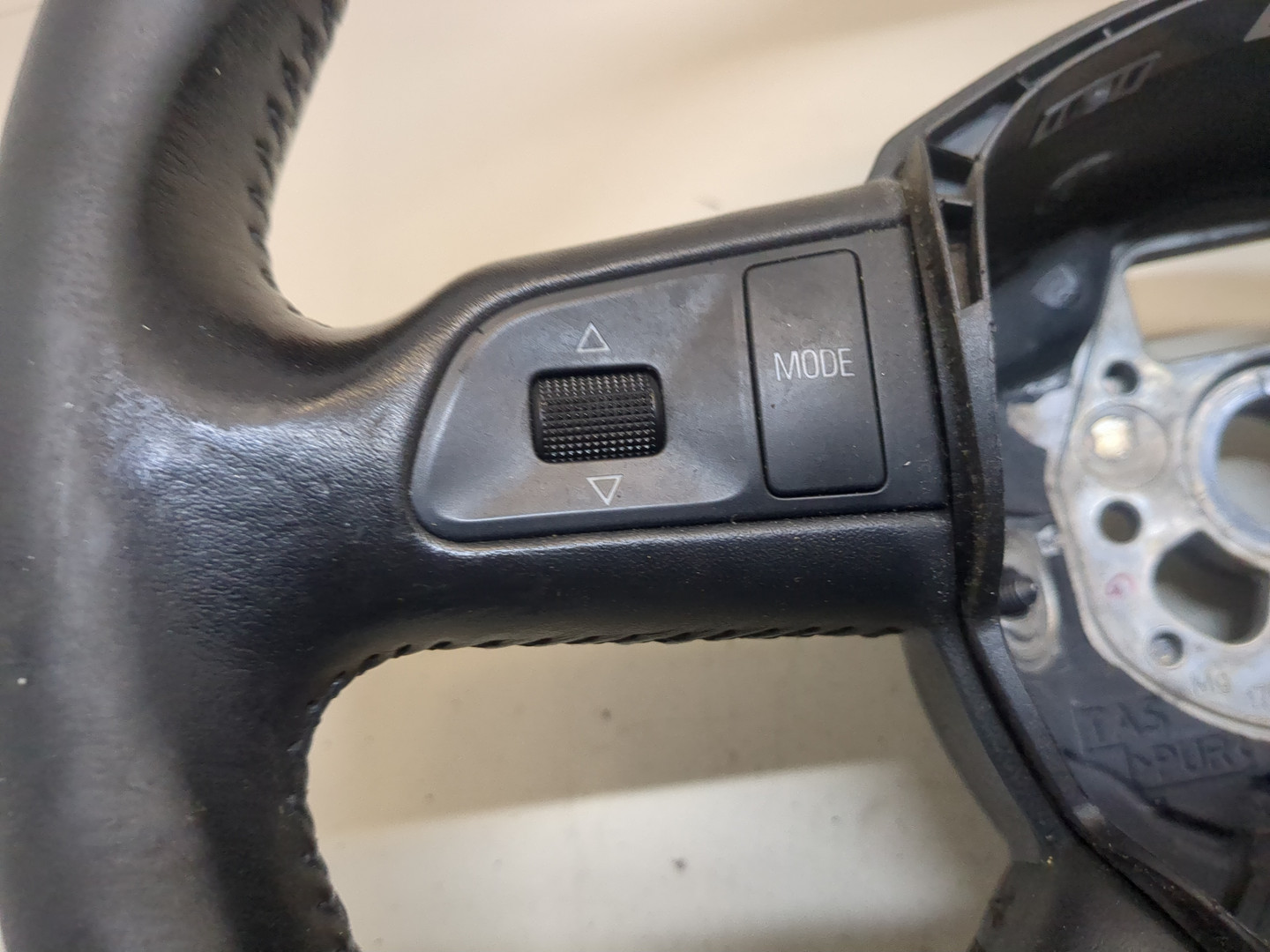 Рулевое колесо (руль)