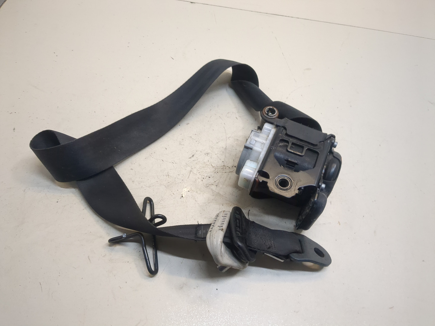 Ремень безопасности