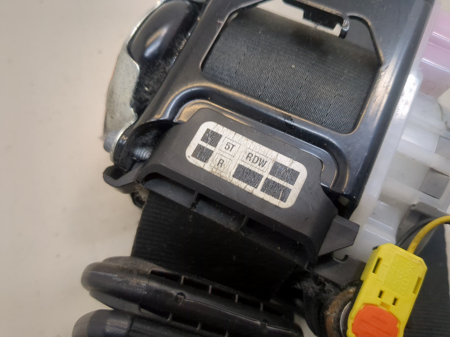 Ремень безопасности