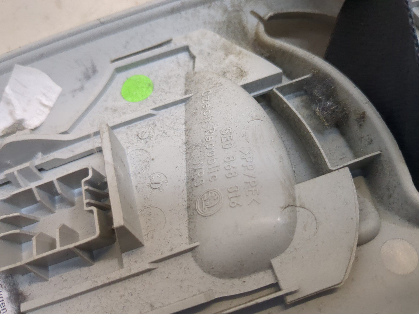 Ремень безопасности