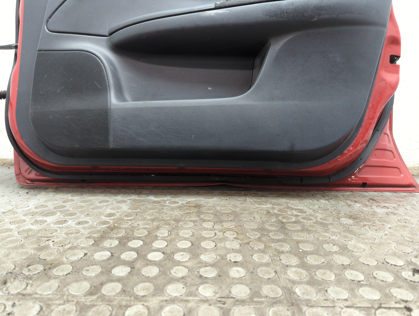 Дверь передняя правая