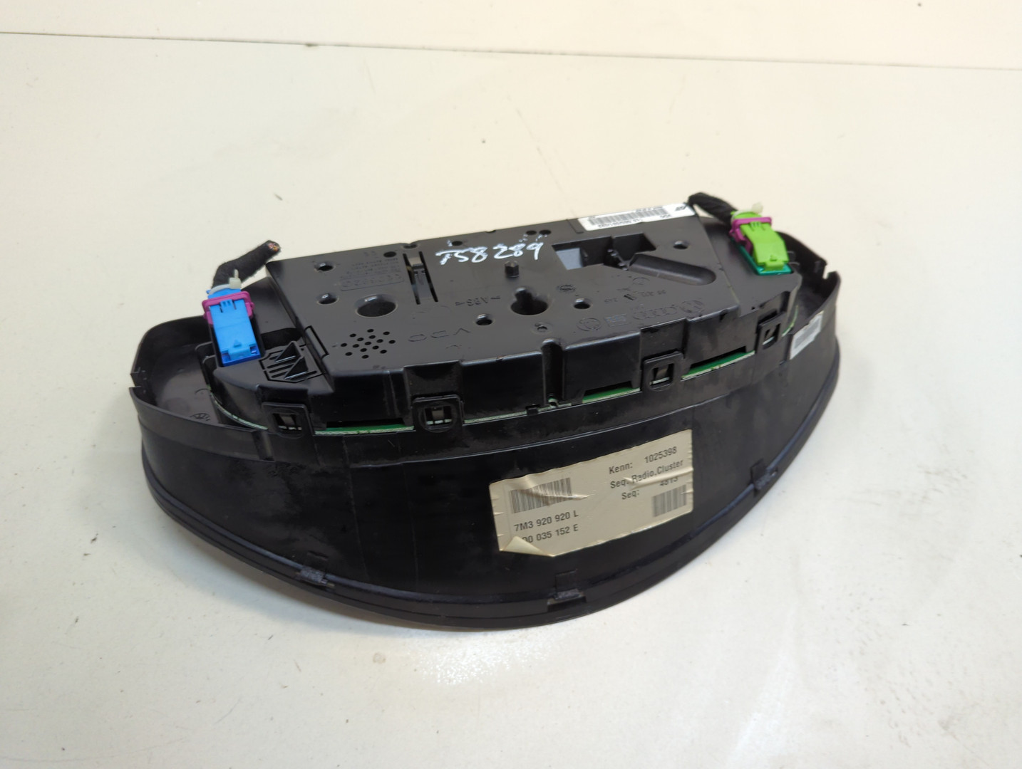 Панель приборов