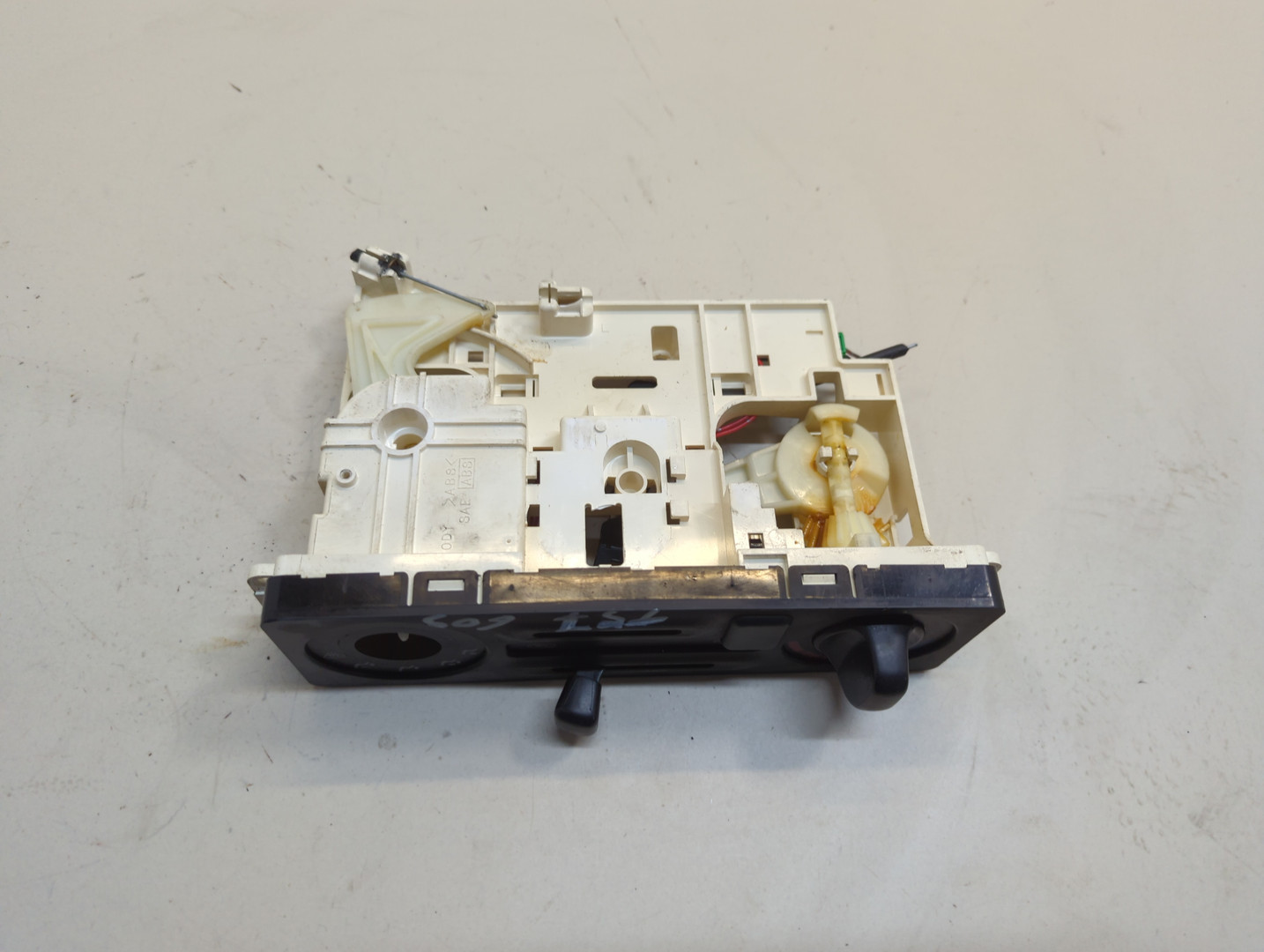 Переключатель отопителя