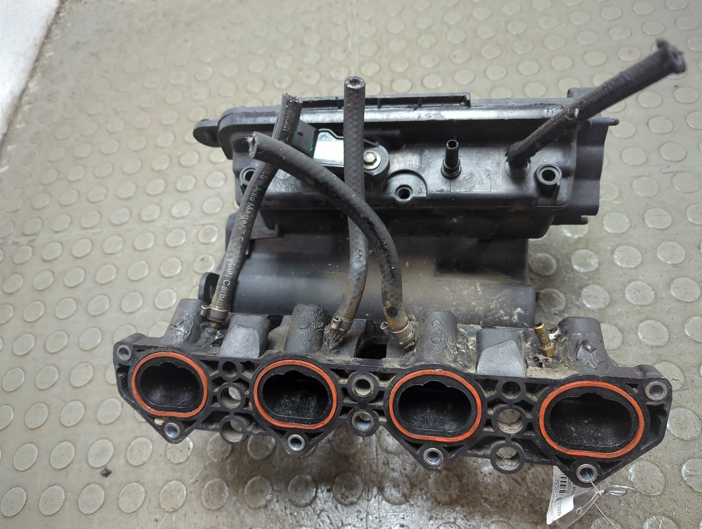 Коллектор впускной