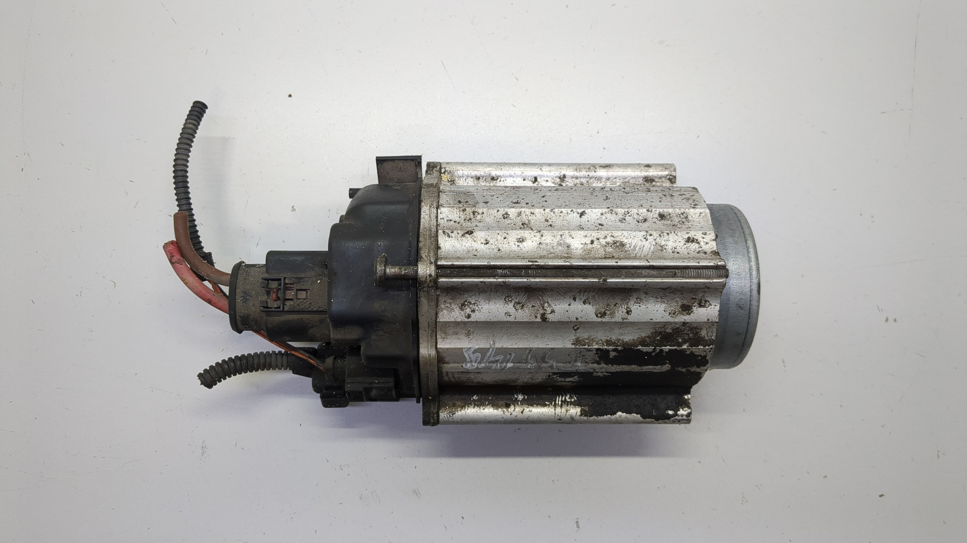 Серводвигатель рулевой рейки