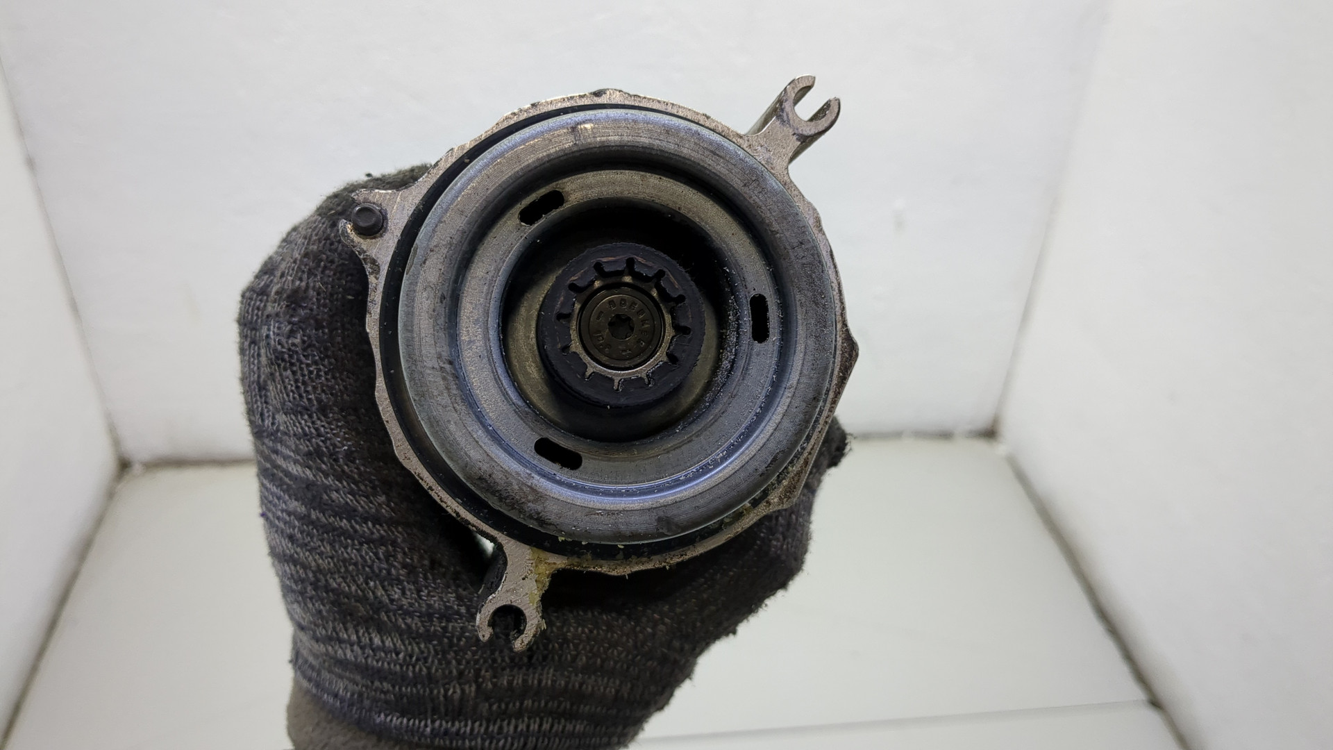 Серводвигатель рулевой рейки