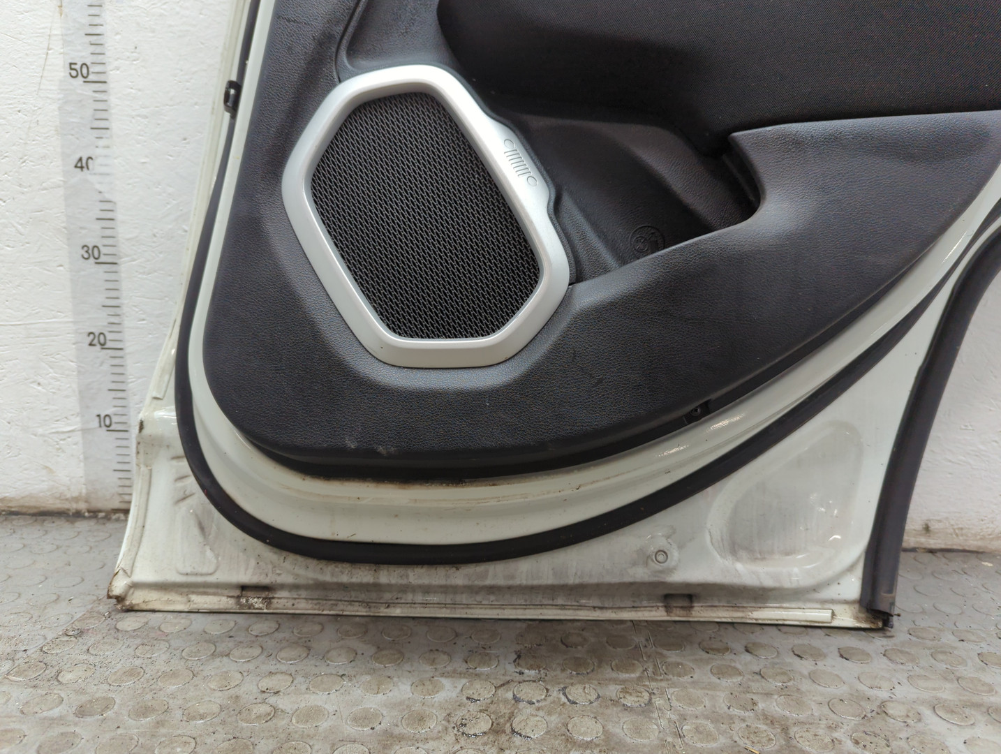 Дверь задняя правая