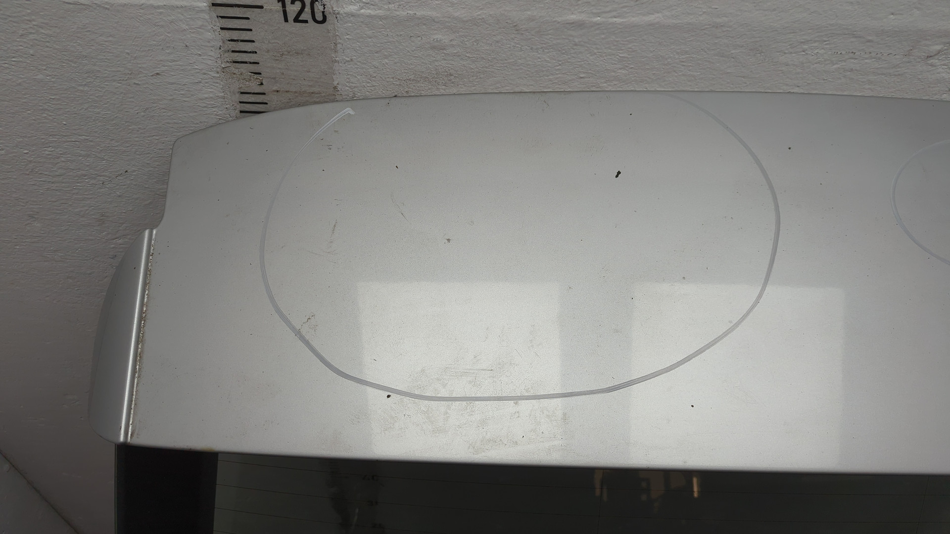 Дверь багажника