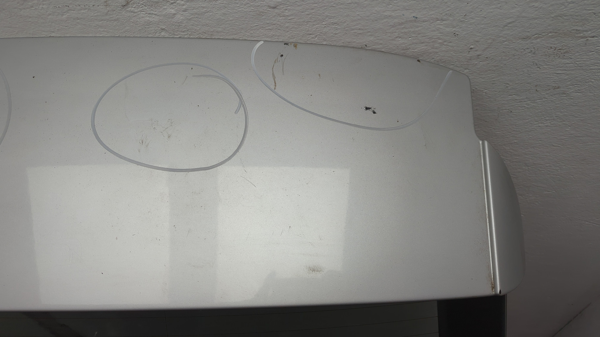 Дверь багажника