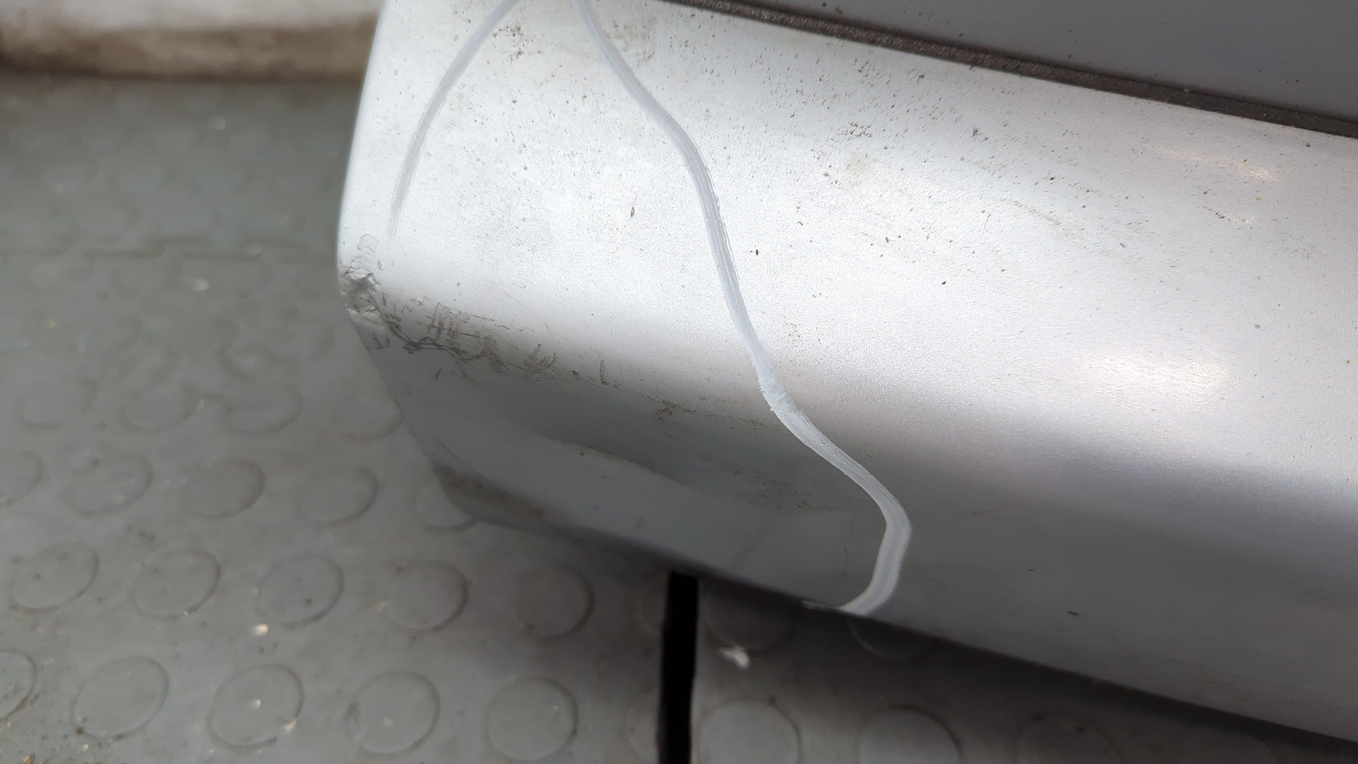 Дверь багажника