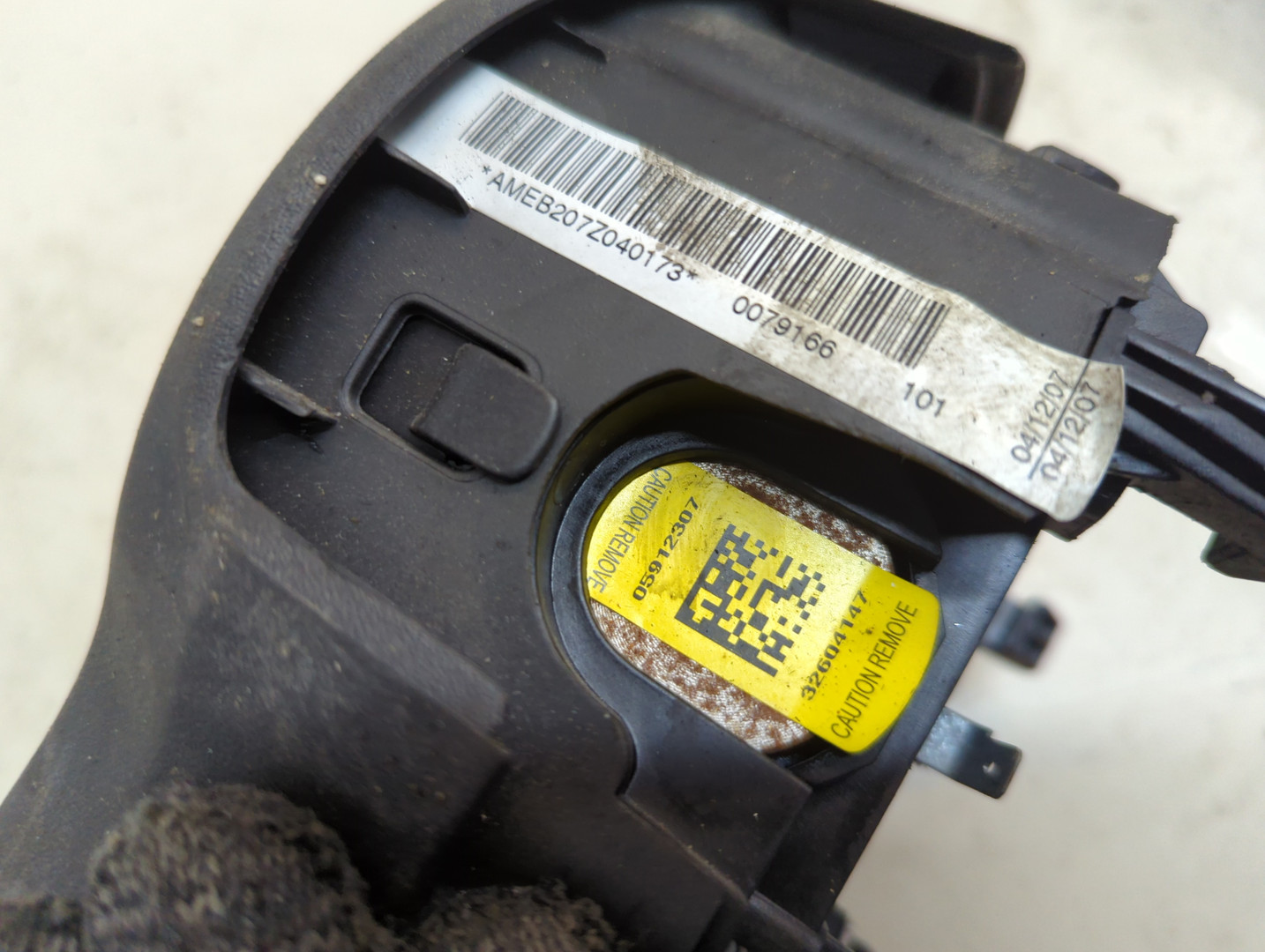 Подушка безопасности в рулевое колесо