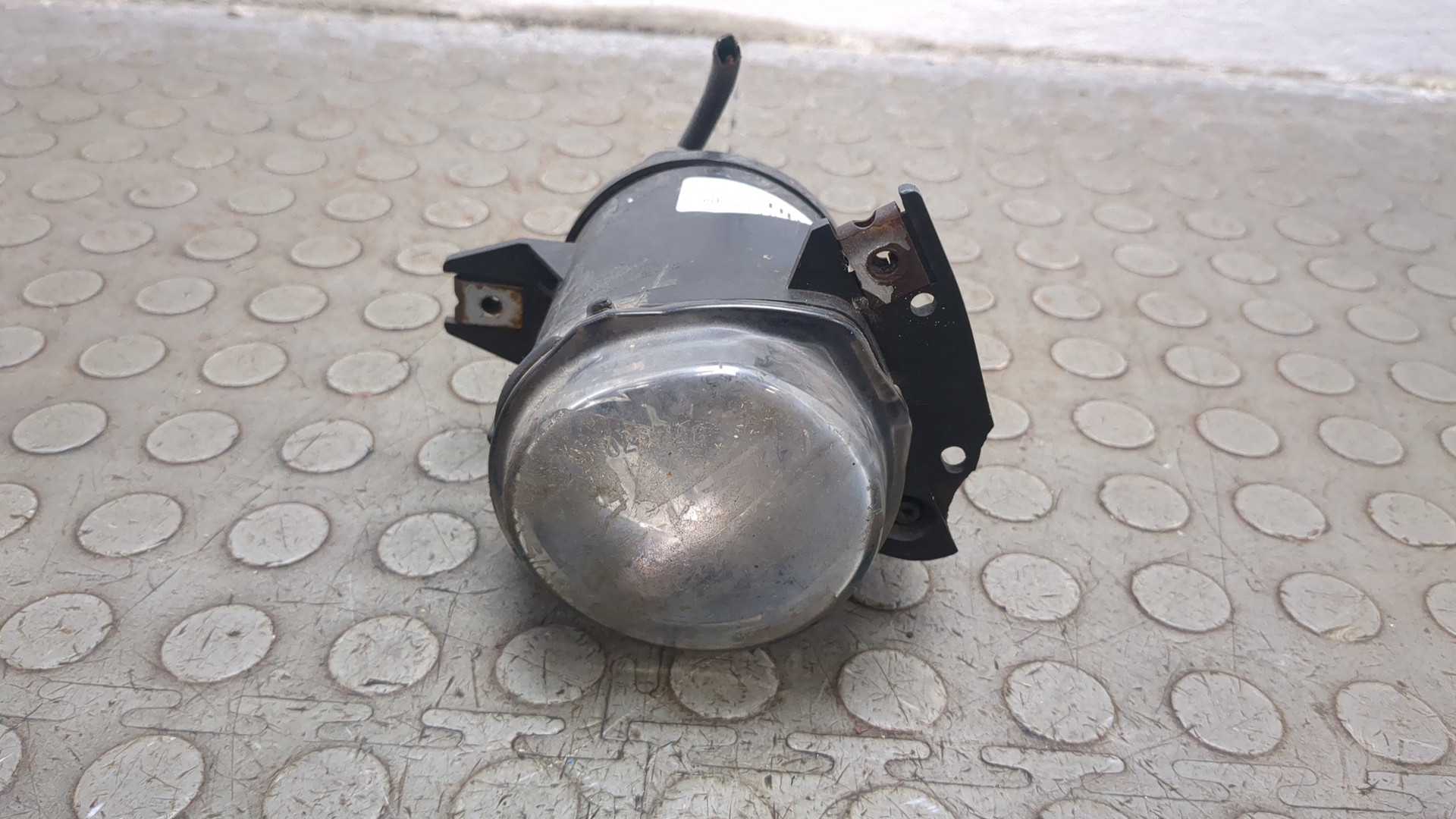 Фара противотуманная правая