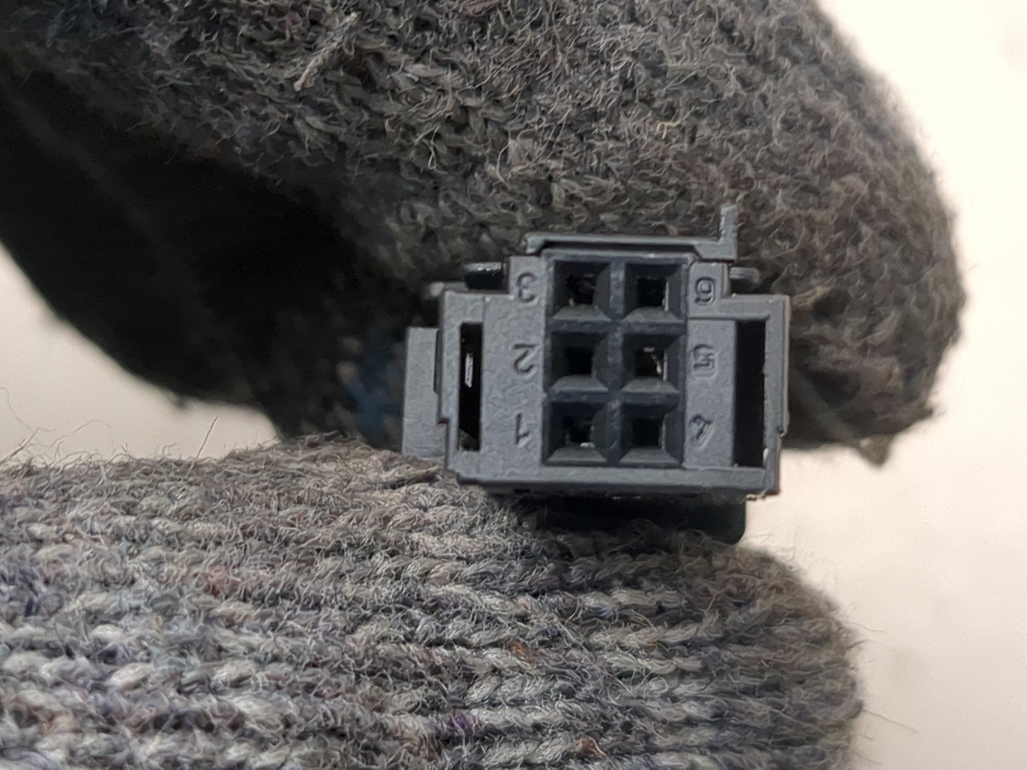 Зеркало правое электрическое