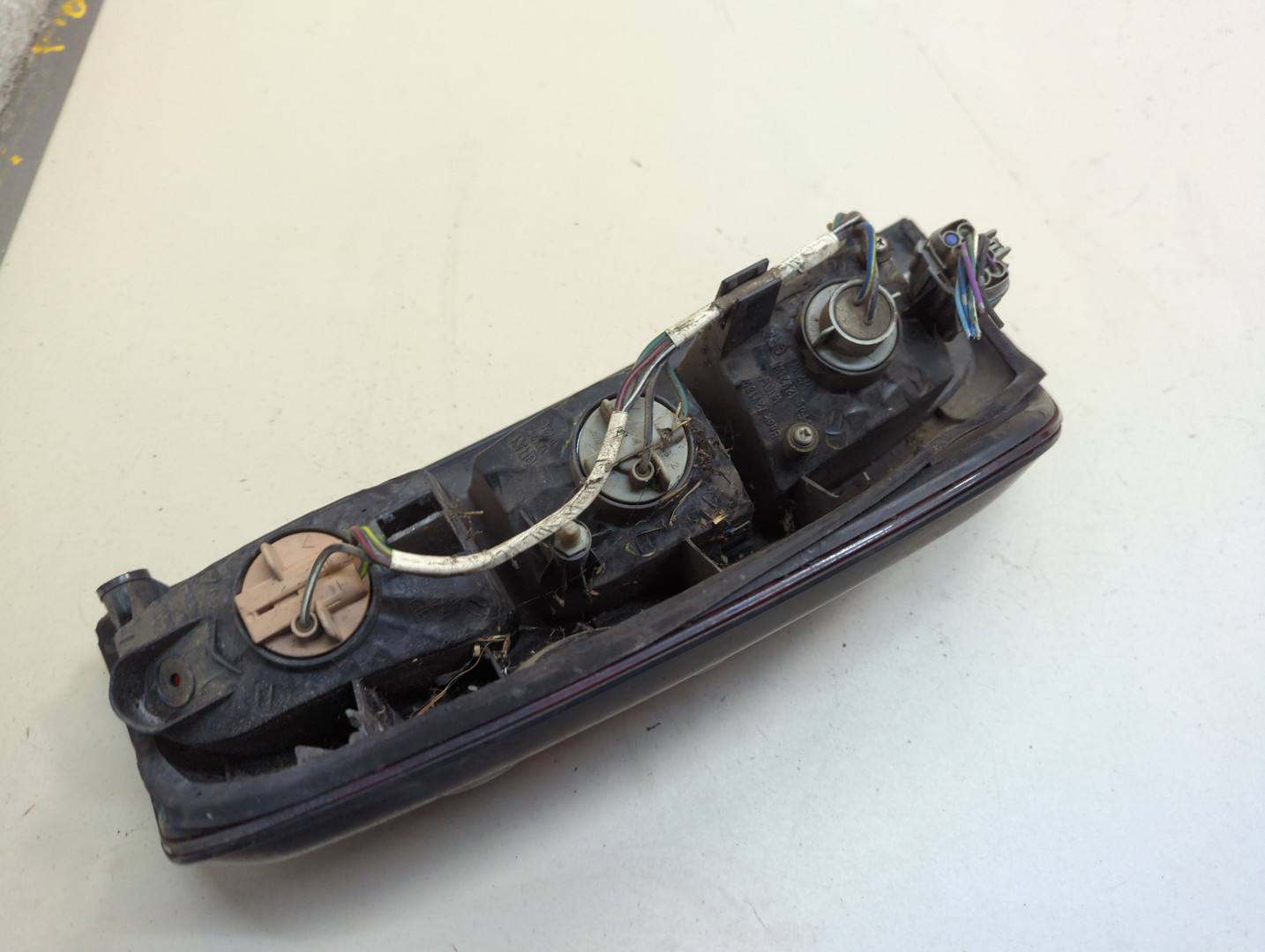 Фонарь задний правый