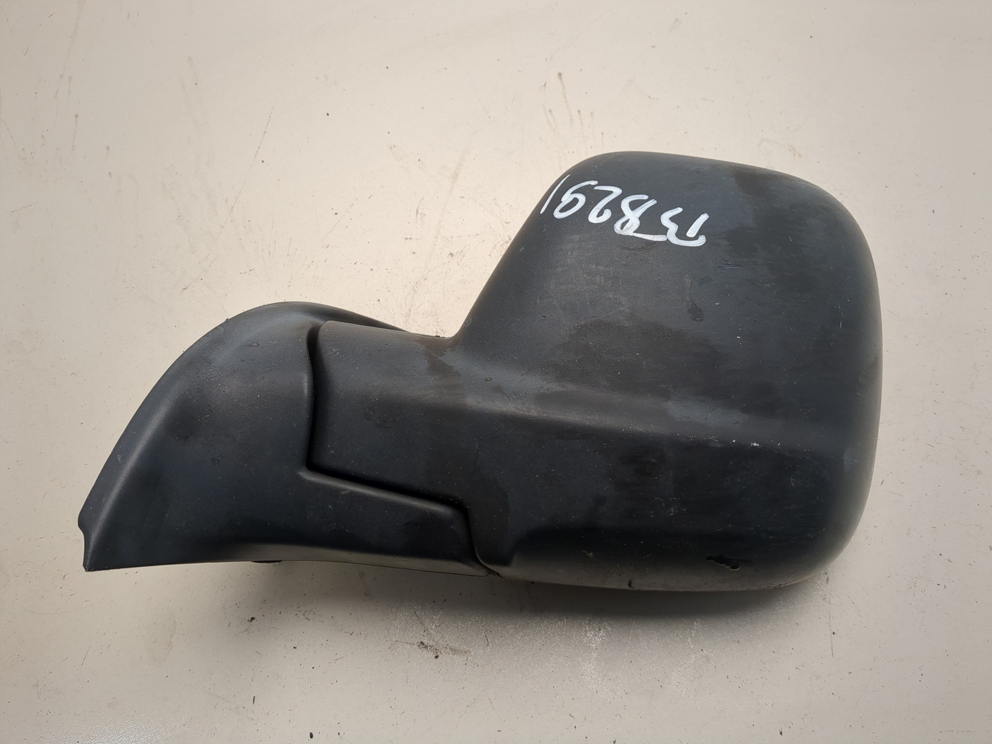 Зеркало левое электрическое