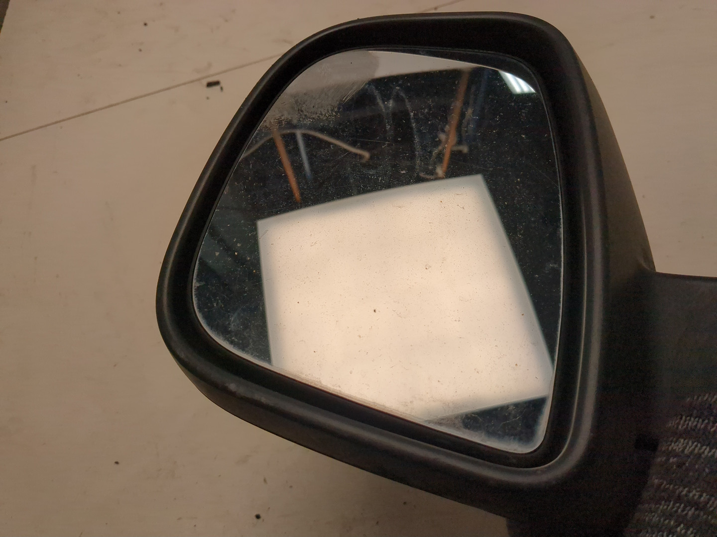 Зеркало левое электрическое