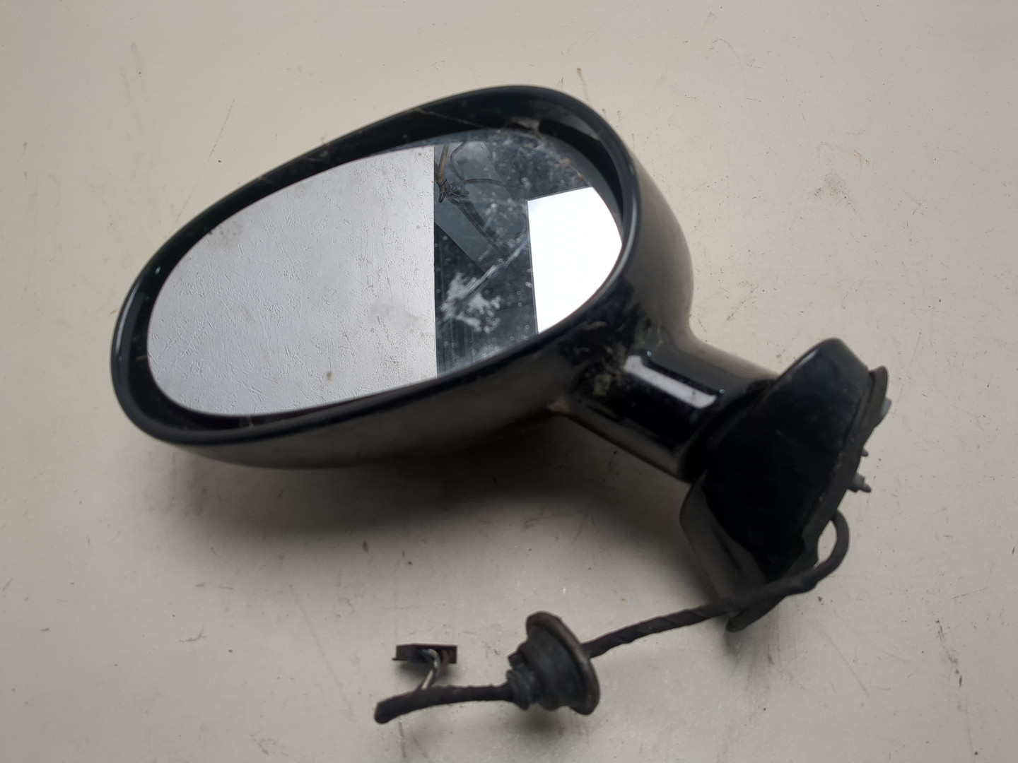 Зеркало левое электрическое