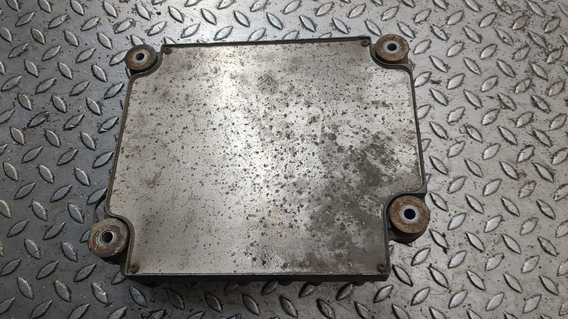 Блок управления двигателем