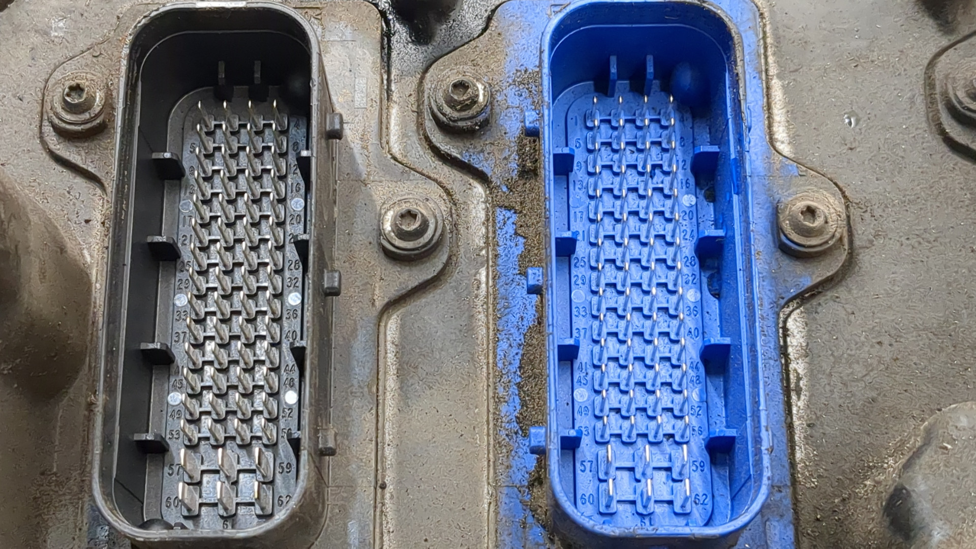 Блок управления двигателем