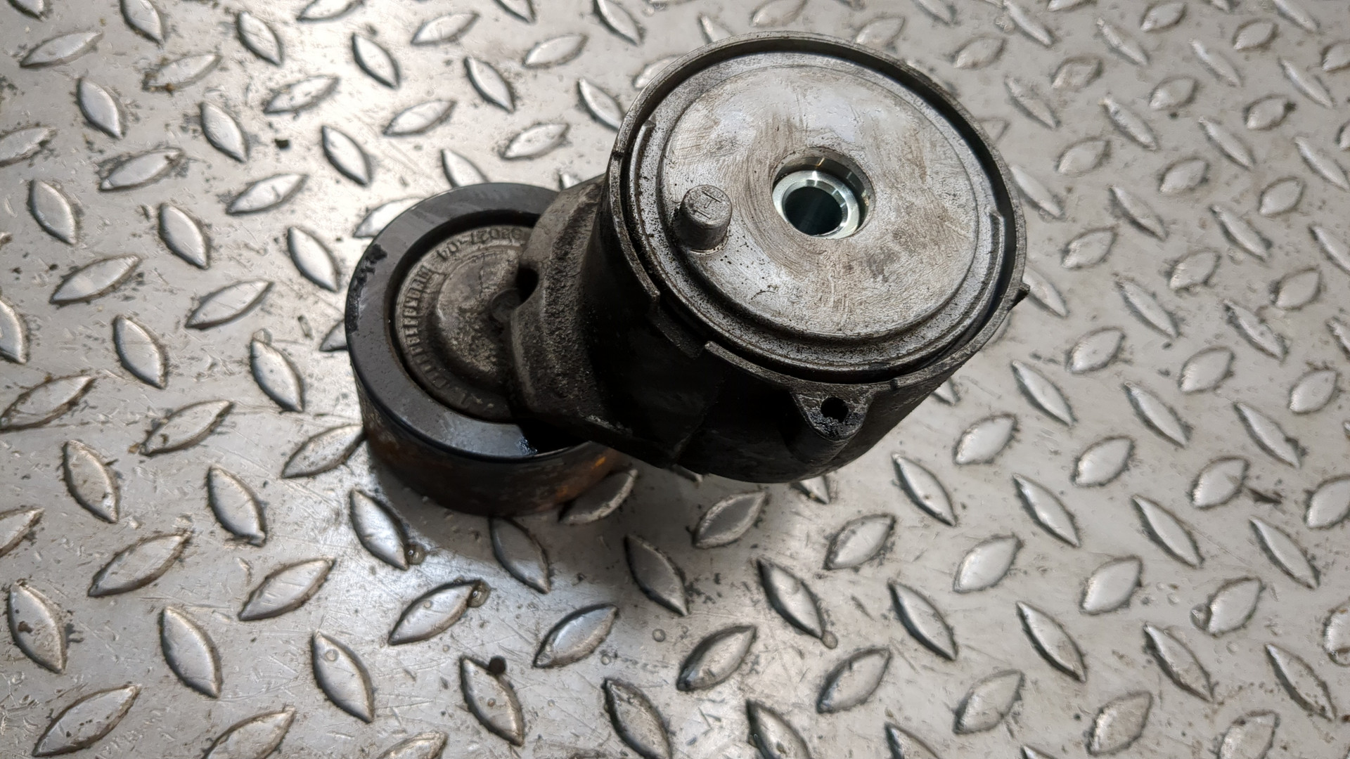 Натяжитель ремня