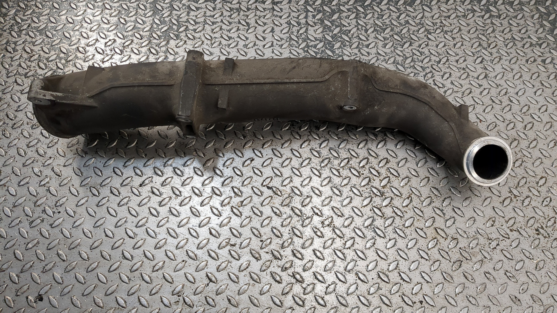 Патрубок интеркулера